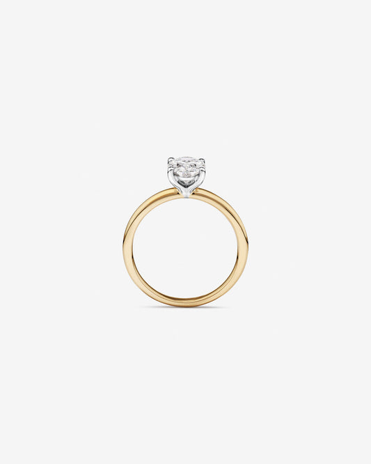 Oval Engagement Ring