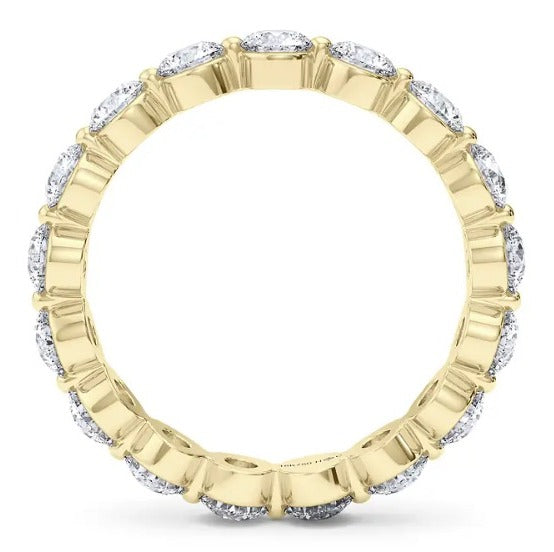 Yksipiikkinen timantti-ikuisuussormus