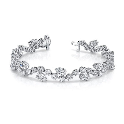 Päärynänmuotoinen ja pyöreä, loistava suoraviivainen rannekoru