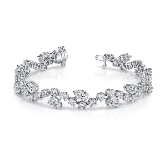 Päärynänmuotoinen ja pyöreä, loistava suoraviivainen rannekoru