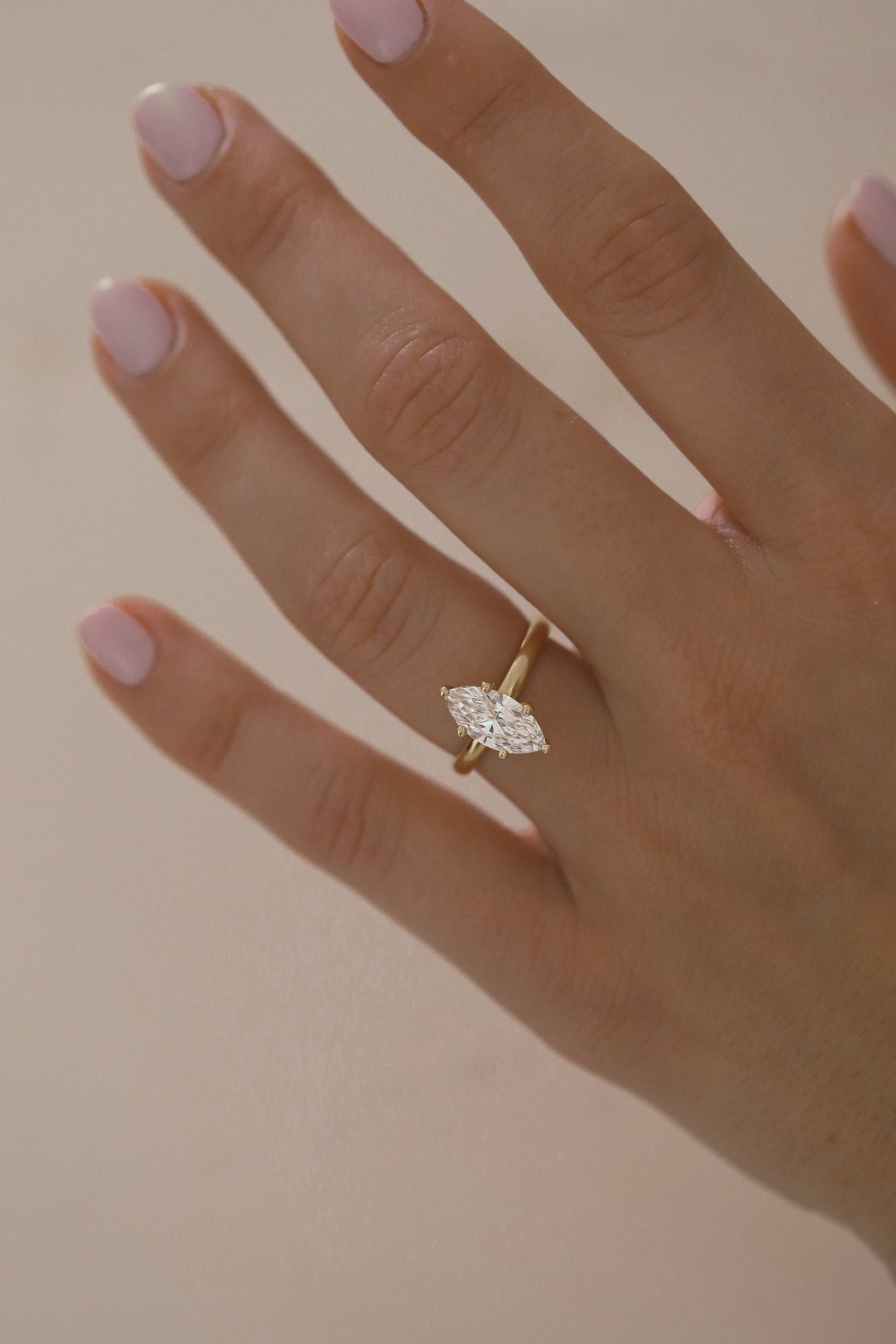 Marquise-six-piikkinen pasianssi